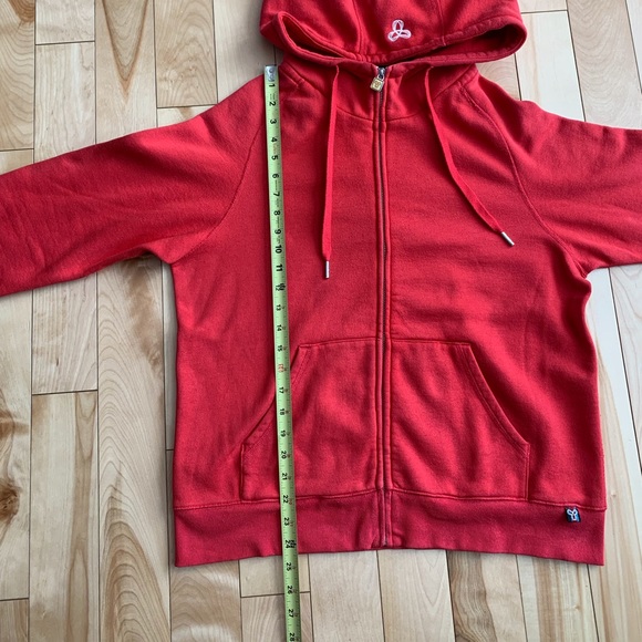 Aritzia TNA Red Hoodie XLarge - Picture 8 of 8